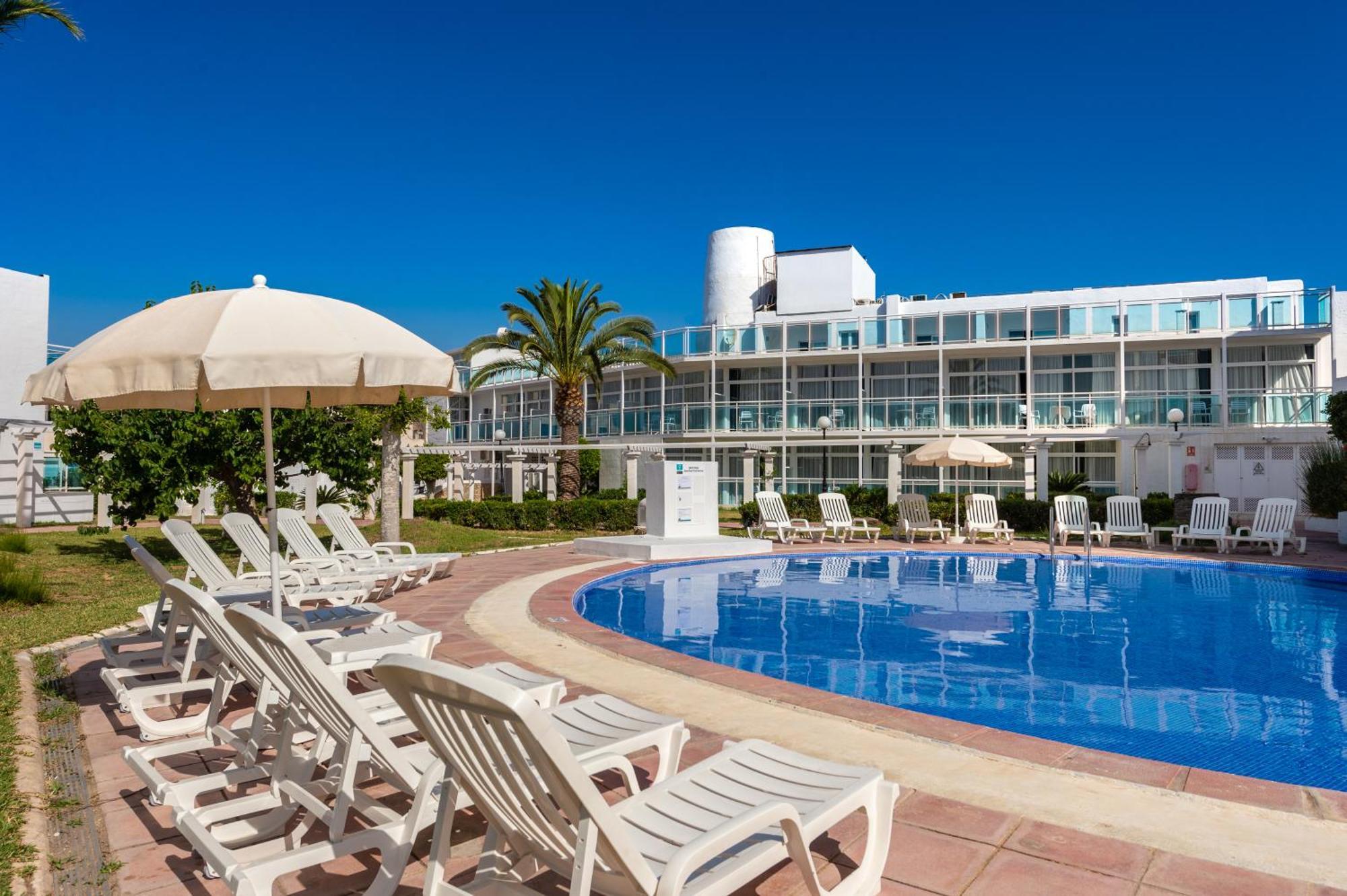 Aparthotel Vibra Club Maritim Сан-Антонио-Абад Экстерьер фото