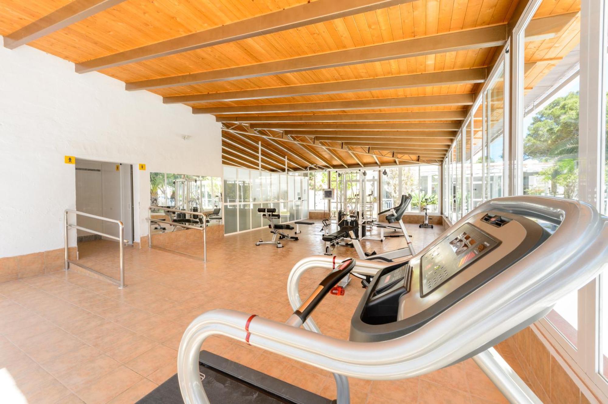 Aparthotel Vibra Club Maritim Сан-Антонио-Абад Экстерьер фото