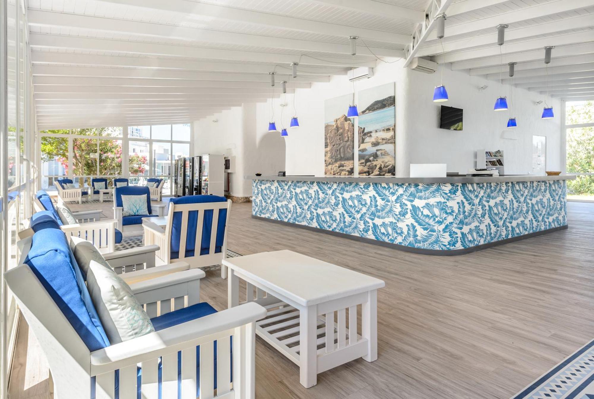 Aparthotel Vibra Club Maritim Сан-Антонио-Абад Экстерьер фото