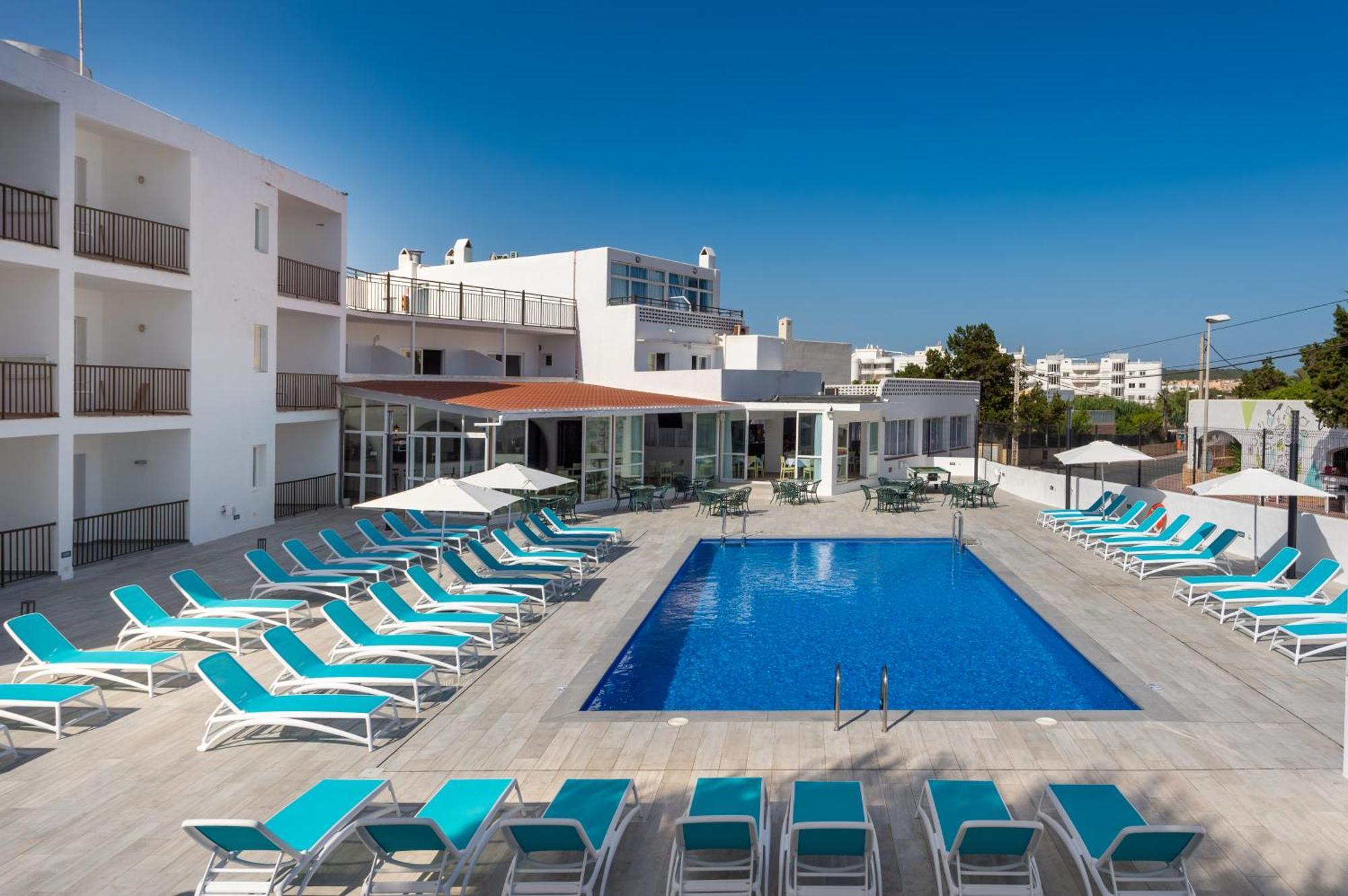 Aparthotel Vibra Club Maritim Сан-Антонио-Абад Экстерьер фото