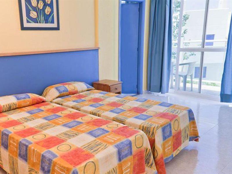 Aparthotel Vibra Club Maritim Сан-Антонио-Абад Экстерьер фото